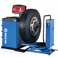 Équilibreuse de pneus de camion Boscar HG-530 à prix d'usine avec levage de roue, précision 1g, 110V/220V/380V, poids de roue max. 150kg
