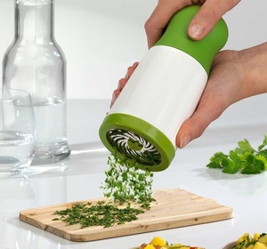 <b>Herb</b> <b>Grinder</b> Manual Vegetable Chopper Portable Parsley Cutter Spice Mill Kitchen Gadget For Coriander Basil - Product Image 1