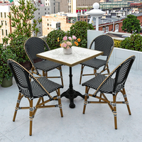 Table basse d'extérieur en rotin synthétique PE français, cadre en aluminium, tissage en vigne PE, table rectangulaire de restaurant bistrot et ensemble de chaises