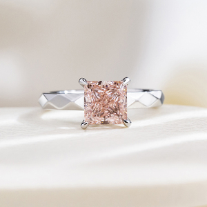 Bague de fiançailles solitaire en platine PT950 avec diamant rose de laboratoire taille princesse MSR-2226 Messi Jewelry - Product Image 1