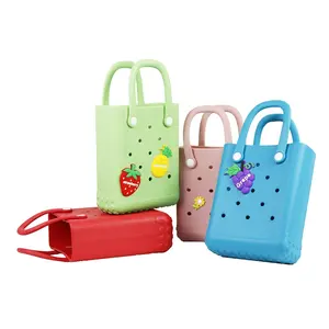 Bolsas de mano medianas portátiles populares con dijes para accesorios de dijes de enfermera, bolsa cuadrada del sur de goma EVA, bolsa de playa para niña