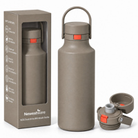 Bouteille d'eau isotherme OEM ODM 750 ml avec double bouchon, en acier inoxydable à double paroi sous vide, vente en gros