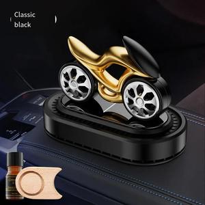 Diffuseur de parfum compact pour voiture, purificateur d'air portable, diffuseur pour moto, technologie de panneau solaire avancée - Product Image 1