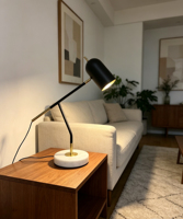 Lampe de bureau moderne noire et or, bras métallique réglable, abat-jour LED blanc chaud, lumière de lecture protectrice pour les yeux, pour chambre, salon, hôtel