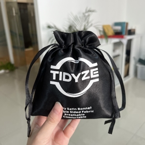 Sac cadeau en satin personnalisé avec cordon de serrage, sac de rangement pour extensions de cheveux en satin avec votre propre logo imprimé - Product Image 5