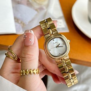 <span class=keywords><strong>Montre</strong></span> pour <span class=keywords><strong>femme</strong></span> Scottie 9781, nouvelle <span class=keywords><strong>montre</strong></span> à quartz tendance, <span class=keywords><strong>montre</strong></span>-bracelet décontractée pour <span class=keywords><strong>femme</strong></span>, <span class=keywords><strong>montre</strong></span> vintage dorée pour <span class=keywords><strong>femme</strong></span>, <span class=keywords><strong>montre</strong></span> étanche pour <span class=keywords><strong>femme</strong></span> - Product Image 2