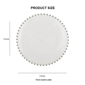 Vente en gros d'assiettes PS jetables en plastique à bord doré/argenté <span class=keywords><strong>de</strong></span> couleur claire pour fêtes, mariages, anniversaires, logo personnalisé pour restaurants - Product Image 2