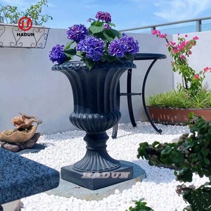 Vase en pierre sculptée à la main <span class=keywords><strong>Pot</strong></span> de fleur de jardinière en marbre noir naturel - Product Image 2