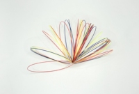 Vente chaude 4 cordes de raquette de badminton de couleurs mélangées cordes de badminton résilientes