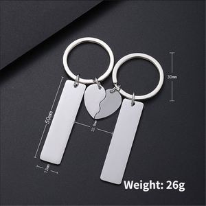 Porte-clés personnalisé pour couple avec impression couleur au laser, matériau vierge, porte-clés en métal rectangulaire demi-cœur gravé - Product Image 6