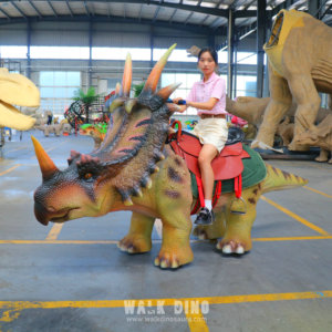 Triceratops Montable con Movimiento Realista, Atracción de Dinosaurios para Uso en Interiores/Exteriores, Parques Temáticos, Zoológicos, Centros Comerciales Familiares, Guarderías - Product Image 3