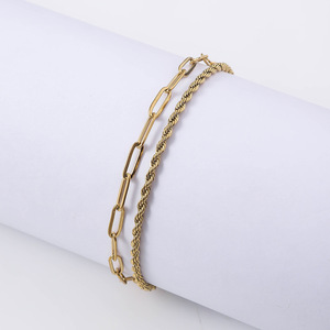 สร้อยข้อมือสแตนเลสสตีลชุบทอง PVD แบบเกลียวและโซ่แบบคลิปหนีบกระดาษสองชั้น |   เครื่องประดับที่ไม่ก่อให้เกิดอาการแพ้และไม่ซีดจาง - Product Image 2