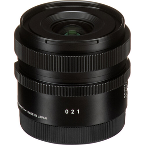 Objectif plein format 24 mm F3.5 DN Contemporary pour monture E, conception haute rigidité assurant la stabilité lors de longues expositions et en prise de vue manuelle - Product Image 6