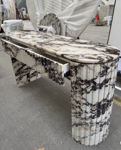Consolle Moderna Ovale in Marmo Calacatta Viola, Tavolo d'Ingresso Alto con Basamento Scanalato, Tavolo a Ponte per Soggiorno, Vendita all'Ingrosso - Product Image 2