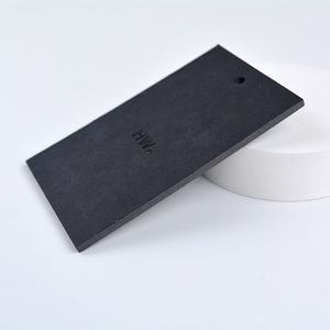 Venta al por mayor diseño negro prenda Swing Hany etiqueta etiquetas de papel personalizado 1000g 2000G etiqueta colgante gruesa - Product Image 1