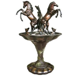 Fuente <span class=keywords><strong>de</strong></span> Agua Decorativa <span class=keywords><strong>para</strong></span> Jardín Exterior Moderna, Estatua <span class=keywords><strong>de</strong></span> Caballo Grande <span class=keywords><strong>de</strong></span> Latón y Bronce en <span class=keywords><strong>Venta</strong></span> - Product Image 2