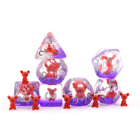 Set Dadu Resin Polihedral Transparan Lucu Motif Mickey Mouse Merah Isi Penuh, Laris untuk Permainan Papan