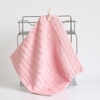 Serviettes de toilette carrées en fibre de charbon de bambou unies à motif ondulé, à poils longs et courts, pour la maternelle, vente en gros, bavoirs anti-bave