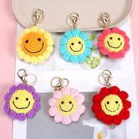 Gantungan Kunci Bunga Smiley Rajutan Tangan, Aksesoris Tas, Hadiah, Suvenir, Dekorasi