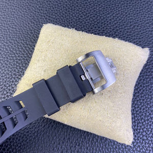 Reloj mecánico automático de lujo para hombre, caja de cerámica negra en forma de barril, correa de caucho estilo guerrero - Product Image 6