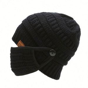 Bonnet et masque tricotés personnalisés avec logo, en acrylique épais, broderie design, pour l'hiver froid - Product Image 6