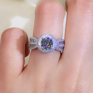 Anello con diamante Q972 in oro bianco, taglio rotondo brillante naturale, colore G, gioielli da donna per fidanzamento - Product Image 5