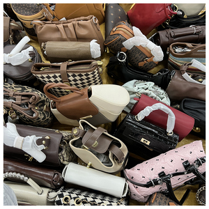 Sacs bandoulière tendance pour femmes, articles de luxe en gros, lots de sacs d'occasion, sacs fourre-tout en cuir neufs pour femmes - Product Image 4