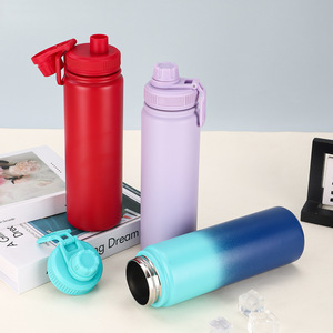 Bouteille isotherme portable en acier inoxydable 304 de 500 ml et 750 ml avec logo personnalisé, double paroi, paille et plusieurs couvercles - Product Image 6