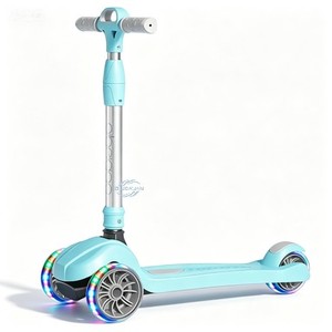 Trottinette Jeunesse Robuste en Acier Moulé à Double Aile et Triple Roue, Format de Poche, Facile à Ranger, Démontrée dans sa Performance, Idéale pour le Jardin et les Loisirs Quotidiens - Product Image 6