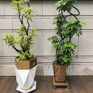 Décoration d'intérieur moderne et luxueuse, <span class=keywords><strong>grand</strong></span> pot <span class=keywords><strong>à</strong></span> fleurs <span class=keywords><strong>doré</strong></span>, jardinière en acier inoxydable, <span class=keywords><strong>vase</strong></span> en métal fait <span class=keywords><strong>à</strong></span> la main pour jardin, restaurant - Product Image 2