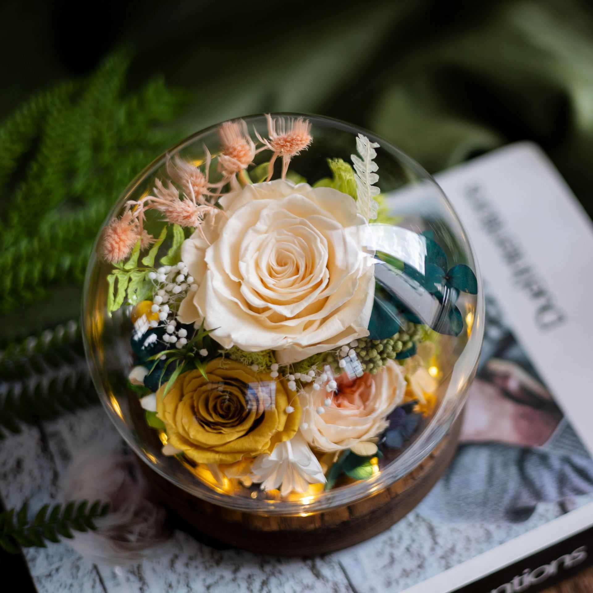 Coffret cadeau 13 roses champagne