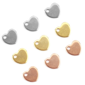Pendentif en forme de cœur en acier inoxydable pour la fabrication de colliers H1216, options de couleurs argent, or, or rose - Product Image 1