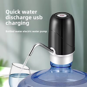 Distributeur d'<span class=keywords><strong>eau</strong></span> froide électrique USB écologique en plastique, alimenté par batterie, avec <span class=keywords><strong>surpresseur</strong></span> d'<span class=keywords><strong>eau</strong></span>, garantie 1 an, <span class=keywords><strong>pour</strong></span> usage domestique sur table - Product Image 2