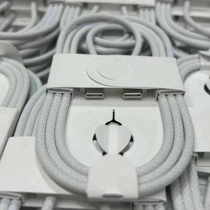 Câble USB-C vers USB-C tressé 60W pour iPhone, compatible avec les chargeurs iPhone 17, 16, 15 - Product Image 4