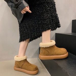 Sabots d'hiver personnalisables <span class=keywords><strong>pour</strong></span> femmes, à semelle épaisse, en suède pelucheux, mocassins, faible MOQ, vente en gros, chaussures d'extérieur chaudes et tendance <span class=keywords><strong>pour</strong></span> femmes - Product Image 4