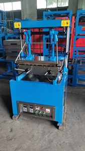 Machine semi-automatique pour <span class=keywords><strong>cornets</strong></span> <span class=keywords><strong>de</strong></span> crème glacée / Prix <span class=keywords><strong>de</strong></span> la machine à <span class=keywords><strong>cornets</strong></span> <span class=keywords><strong>de</strong></span> crème glacée / Machine à <span class=keywords><strong>cornets</strong></span> <span class=keywords><strong>de</strong></span> crème glacée - Product Image 6