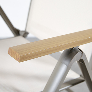 Chaise pliante d'extérieur TIPTOP en <span class=keywords><strong>aluminium</strong></span> avec accoudoirs en plastique imitation bois, chaise de jardin pliable pour terrasse et salle à manger - Product Image 2
