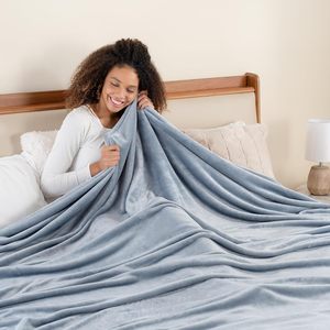 2025 Hot Selling Fabrikant van luxe, op maat gemaakte, lichtgewicht, effen flanellen fleece dekens - Product Image 4
