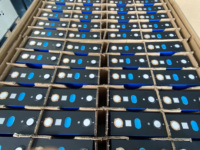 Cellule prismatique LiFePO4 3.2V 314Ah personnalisable OEM, directement de l'usine, pour solutions énergétiques commerciales