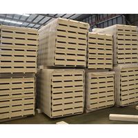 Certifié GMP PU Polyuréthane Isolé Toit Et Mur Panneau Sandwich Blanc Métal Acier Bâtiment Couleur Facile Matériau Origine Noyau