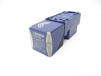 Capteur de proximité inductif Telemecanique XS8C4A1PCG13 neuf, 40x40x117mm, Sn 20mm, PNP NO+NC DC