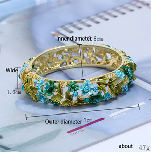 Bracelet tendance pour femme, accessoires de fête, bracelet coloré ajouré floral incrusté de strass, bracelet cloisonné - Product Image 5