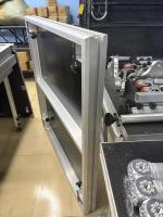 Plateforme de scène en aluminium robuste 750 kg, 4x4 pieds, 4 pieds carrés, assemblage rapide à verrouillage pour DJ et utilisation en extérieur