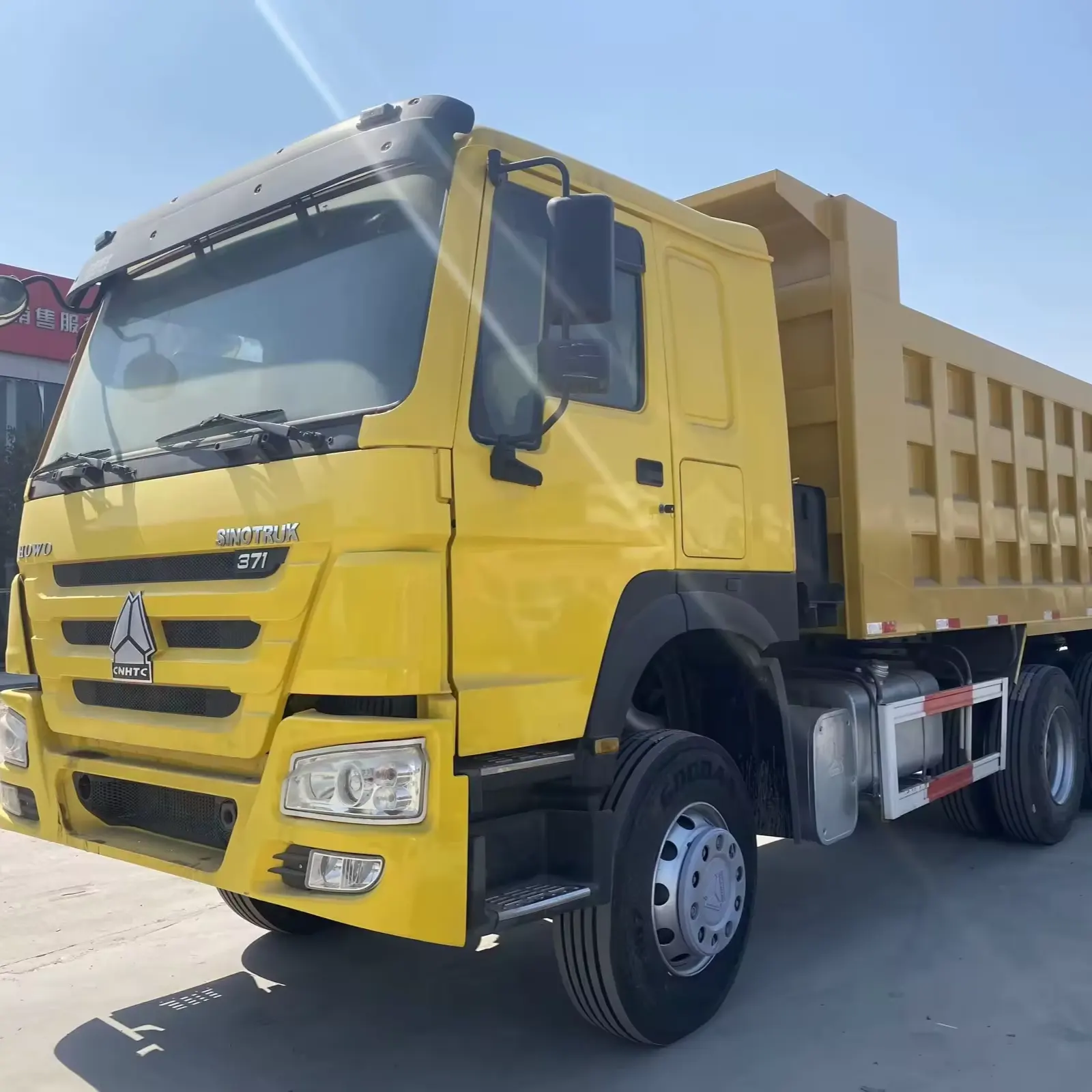 좋은 품질 중국어 6x4 HOWO SINOTRUK 30 톤 덤프 트럭 무거운 팁 트럭 중국에서 최저 가격으로 판매