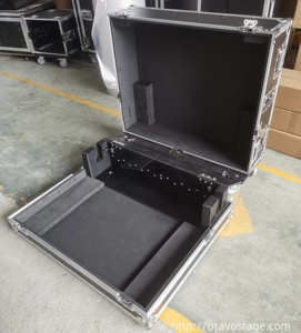 Flight case <span class=keywords><strong>BRAVO</strong></span> pour console Behringer X32 avec compartiment et roulettes - Product Image 3