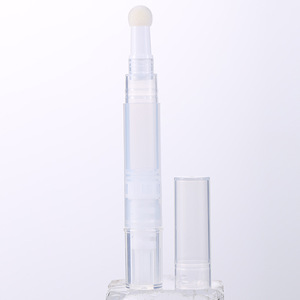 ปากกาคอนซีลเลอร์บรรจุภัณฑ์ 2 มล. ดีไซน์หมุนได้ สำหรับปกปิดรอยสิว รอยคล้ำใต้ตา เหมาะกับทุกสภาพผิว บรรจุภัณฑ์เครื่องสำอาง - Product Image 1