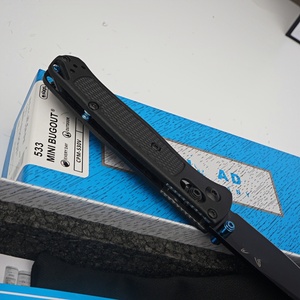 Mini BM 533 S30V Cuchillo Plegable con Hoja de Acero y Mango de Fibra de Vidrio, Hoja Personalizada OEM con Punta de Gota para Camping, Cuchillo Táctico de Bolsillo ODM - Product Image 4