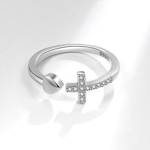 S925 Tinh Khiết Bạc Zircon-Studded Cross Ring Cho Phụ Nữ Mịn Hình Trái Tim Mở Vòng Hợp Thời Trang Cho Đám Cưới Bên Nhà Sản Xuất - Product Image 2
