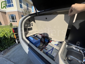 Remolques de caravana de lágrima de expedición para 2 personas con sellado completo de fábrica china con cuerpo de fibra de vidrio integrado - Product Image 5