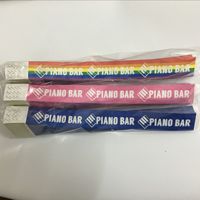 Cadeaux publicitaires jetables étanches résistants à la déchirure Festival Événement Bracelets promotionnels Conception personnalisée Écran à code QR